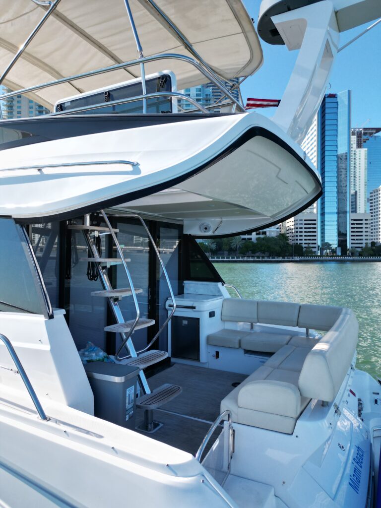Barco 7